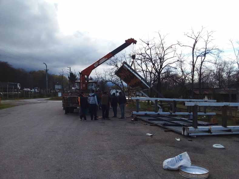 photo of tabloravanled.com14010108 1