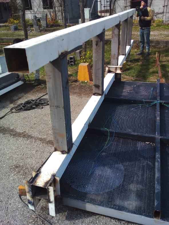 photo of tabloravanled.com14010108 5